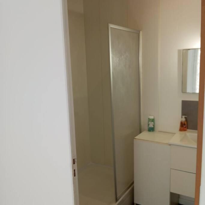 Studio De 14M2 Dans Une Maison 滨海卡涅 外观 照片